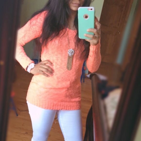 Top - Picture 4 of 4